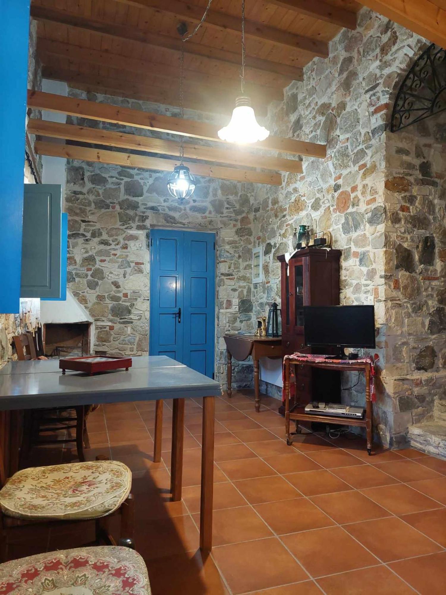 Seaview Villa Asfendiou Exterior photo
